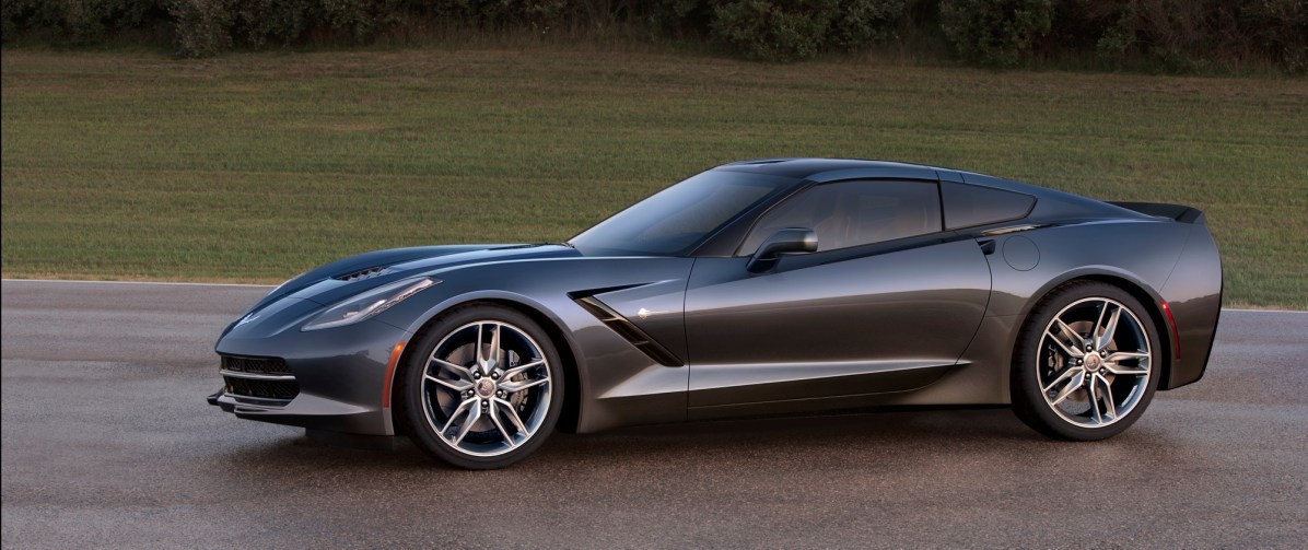 2014-Chevrolet-Corvette-004